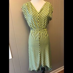 Mossimo hi lo v-neck dress